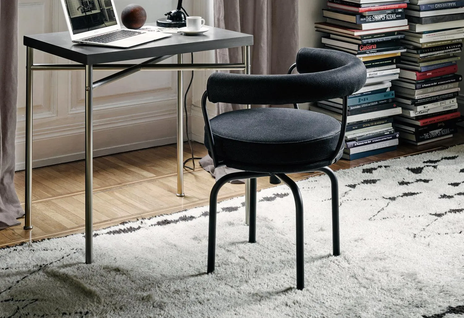 7 Fauteuil Tournant Chair