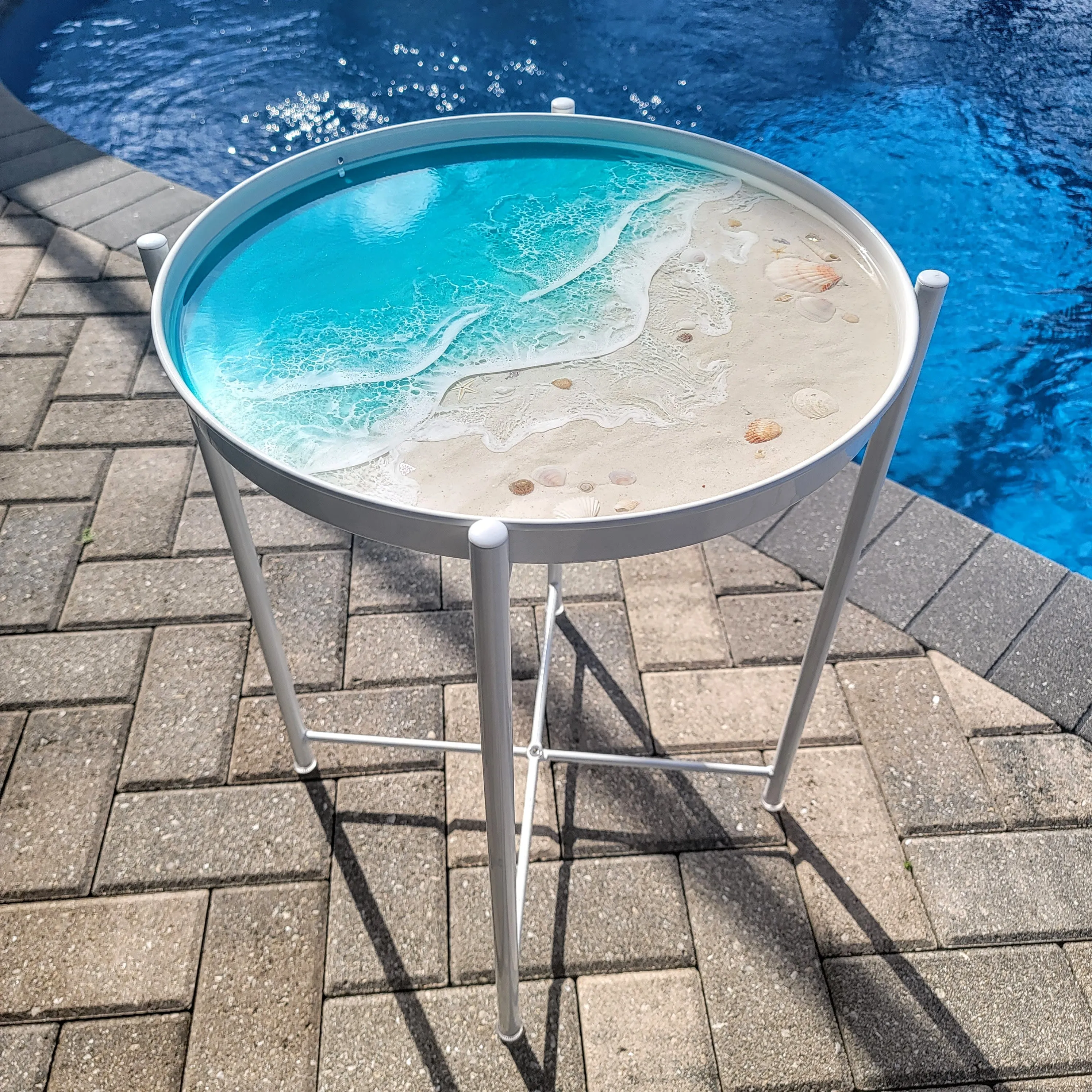 Gulf Beach Accent Table - Removable Tray Top