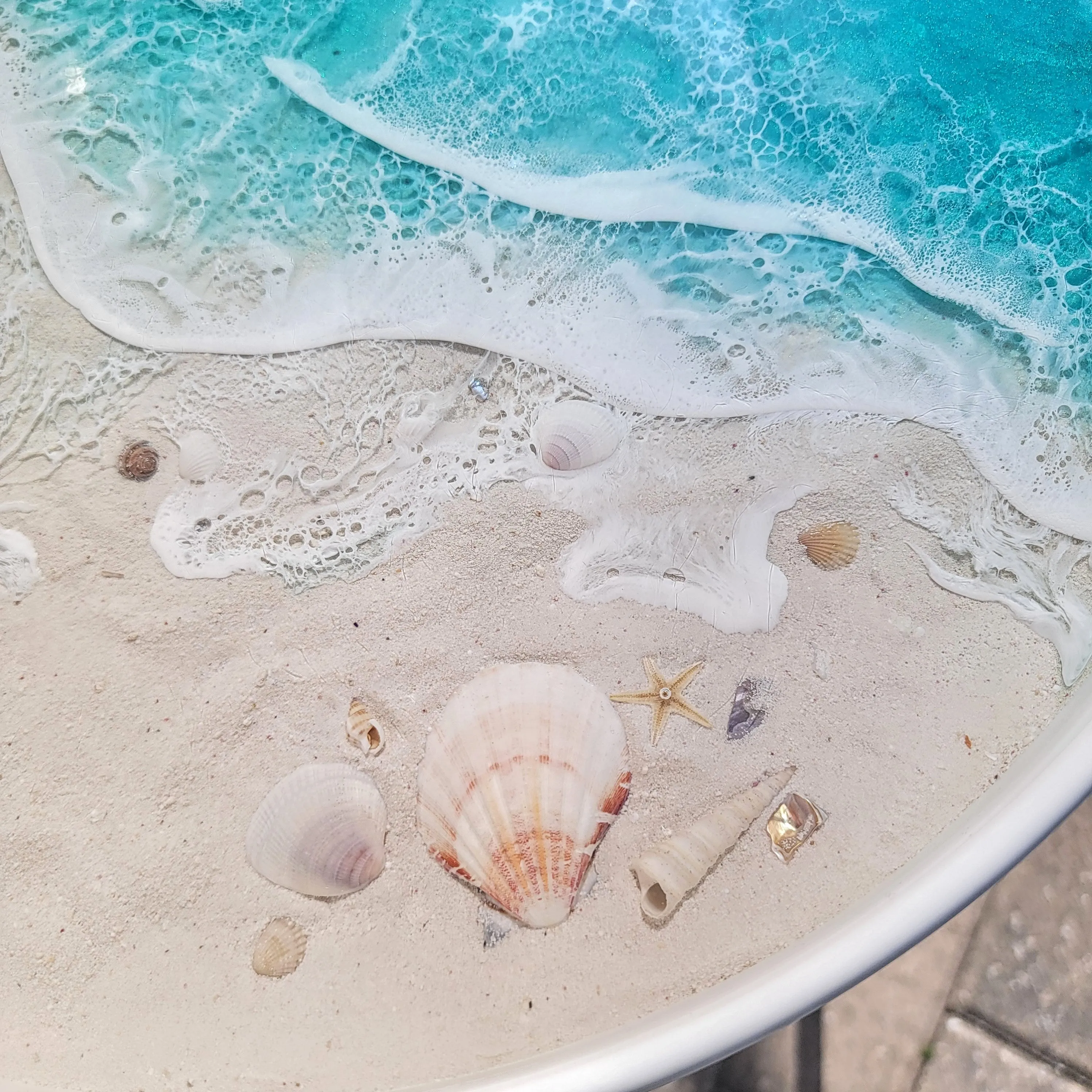 Gulf Beach Accent Table - Removable Tray Top