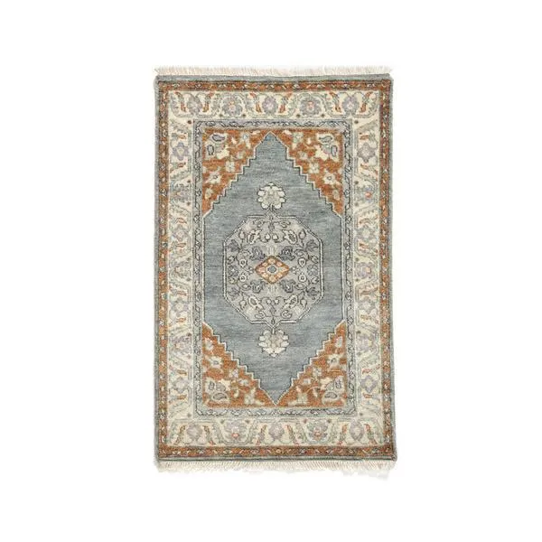 Kira Rug in Gold