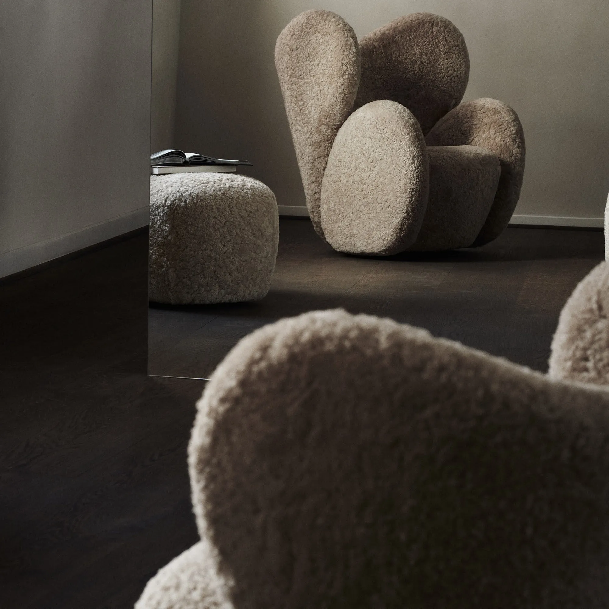 Little Big Pouf Sheepskin