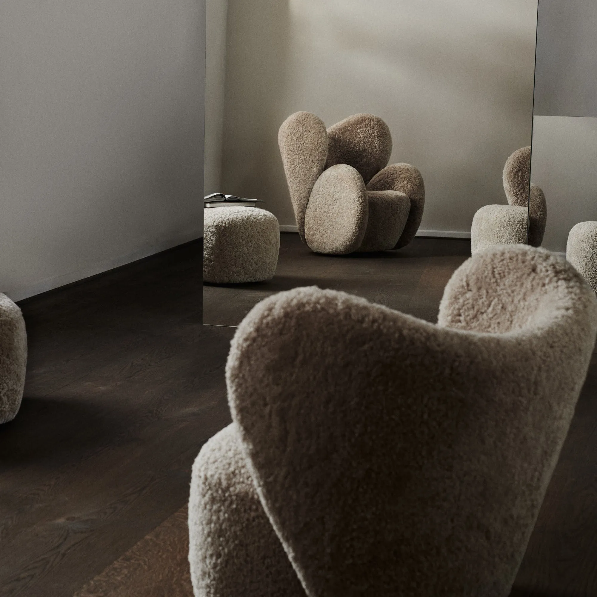 Little Big Pouf Sheepskin
