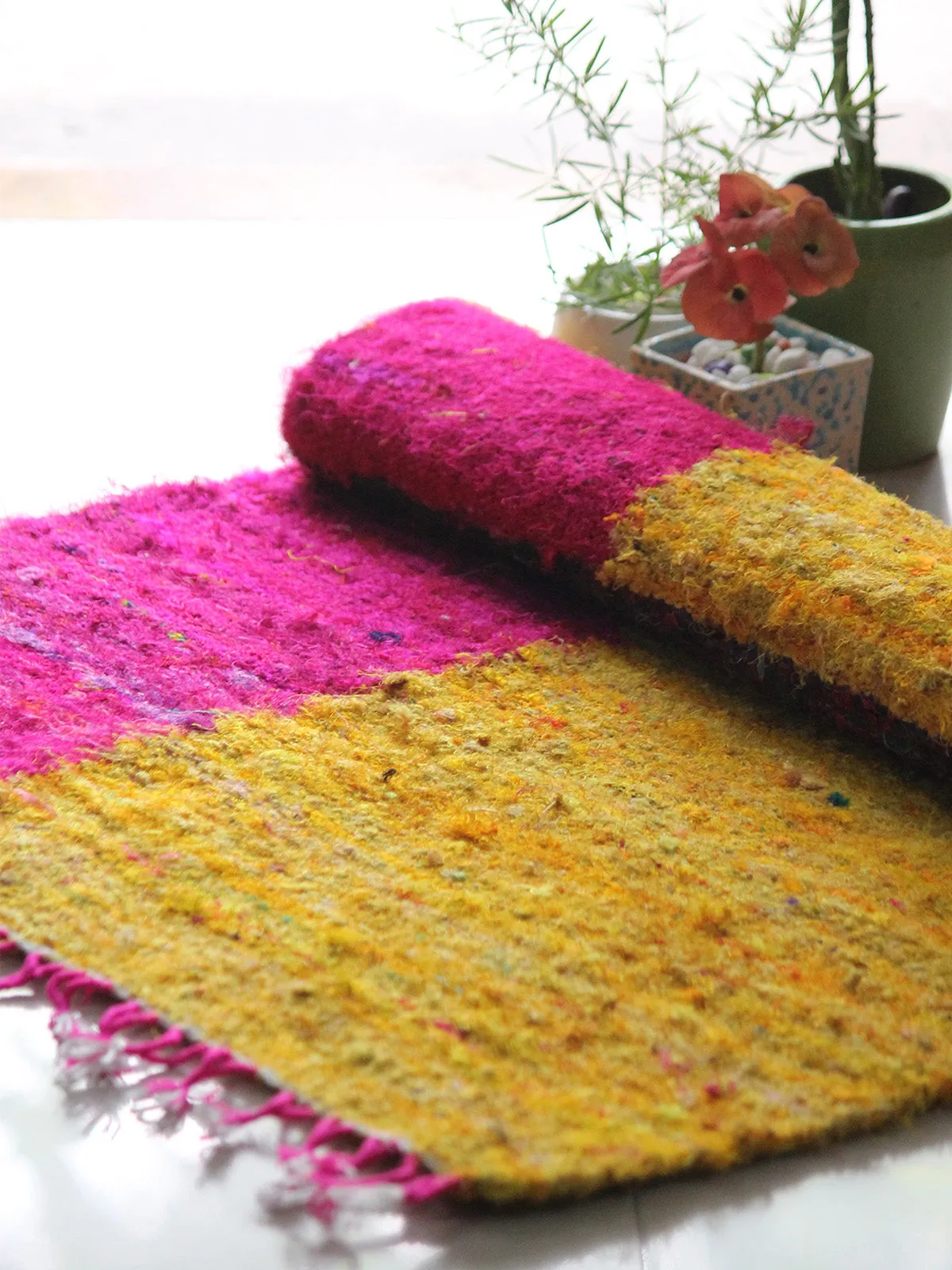 Spriing Field Dhurrie Runner Yellow