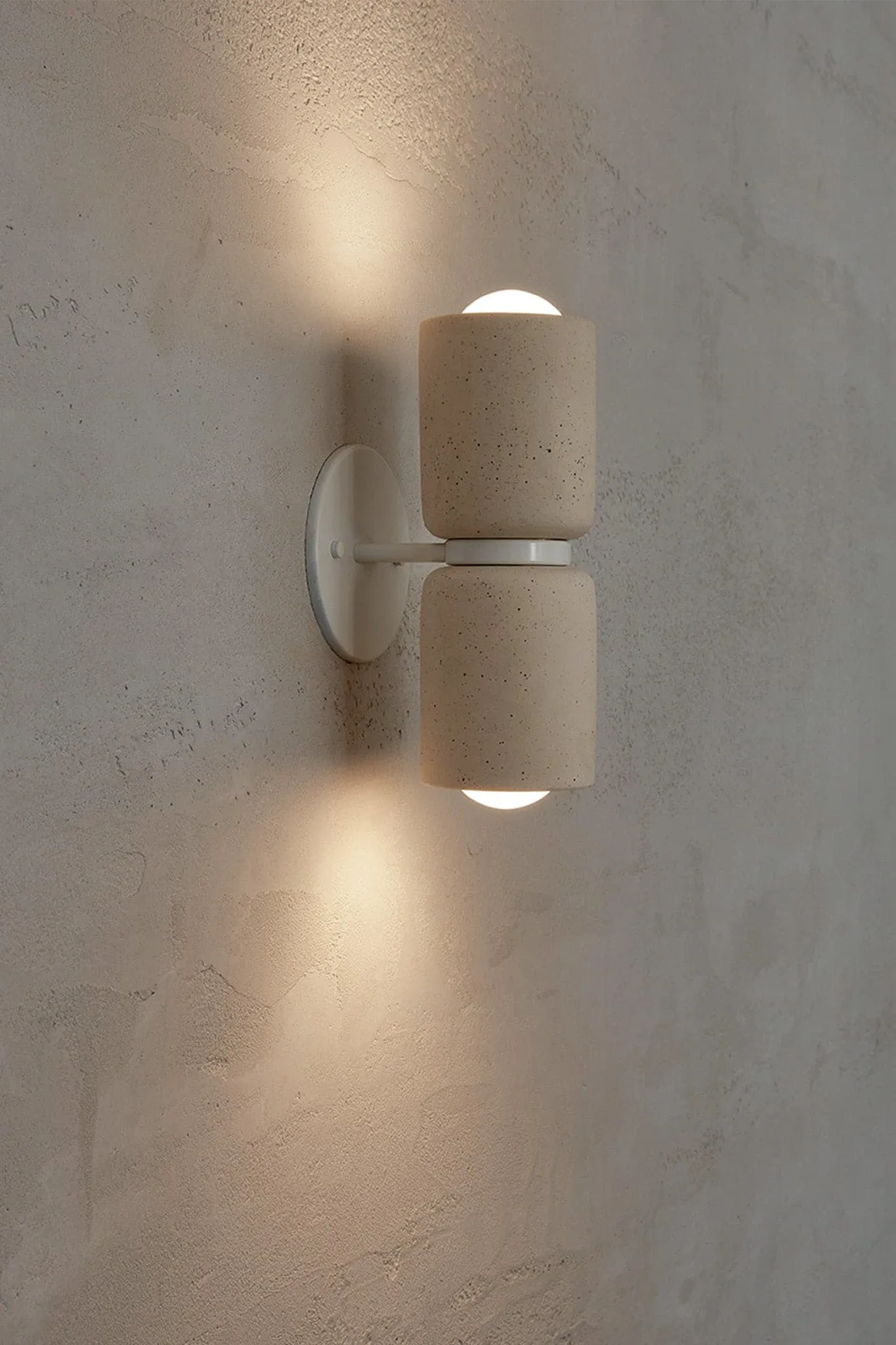 Terra 2 Wall Light