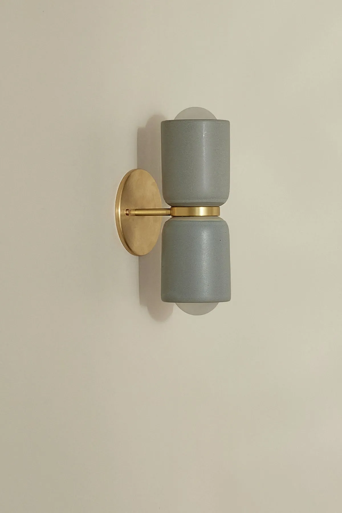 Terra 2 Wall Light